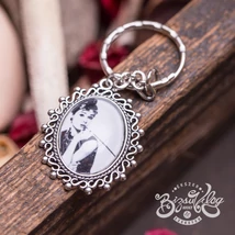 Audrey Hepburn kulcstartó