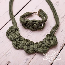 Olívazöld, matt csomózott szett