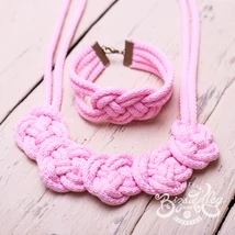 Halvány rózsaszín, matt csomózott szett