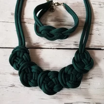 Sötétzöld, csomózott szett