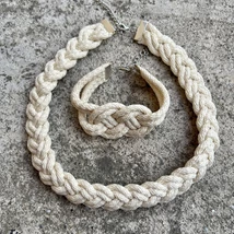 Fonott ékszer szett