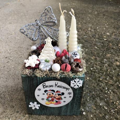 Adventi dísz