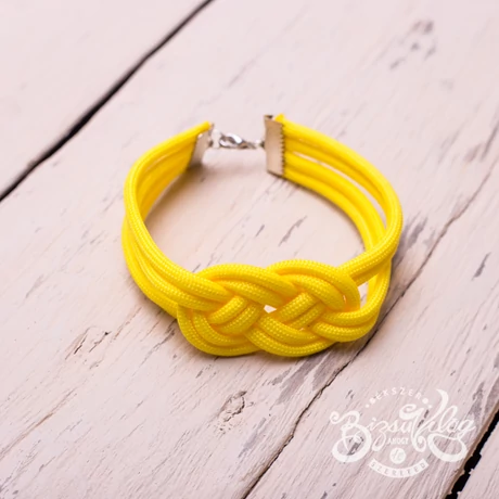 Citromsárga, csomózott karkötő